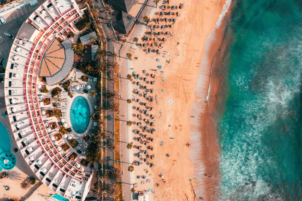 Beach Hotel Comparison 2025 – Best Online Deals