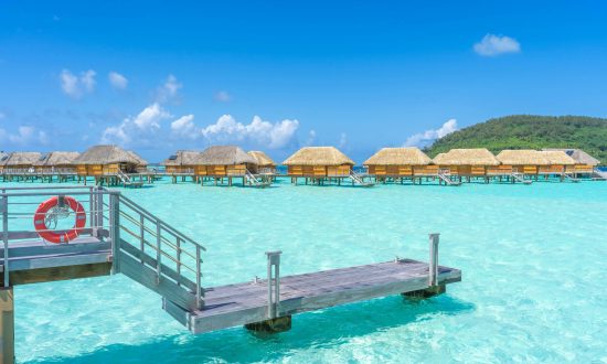 Bora Bora French Polynesia best beach resorts 2025 – luxury overwater villas guide